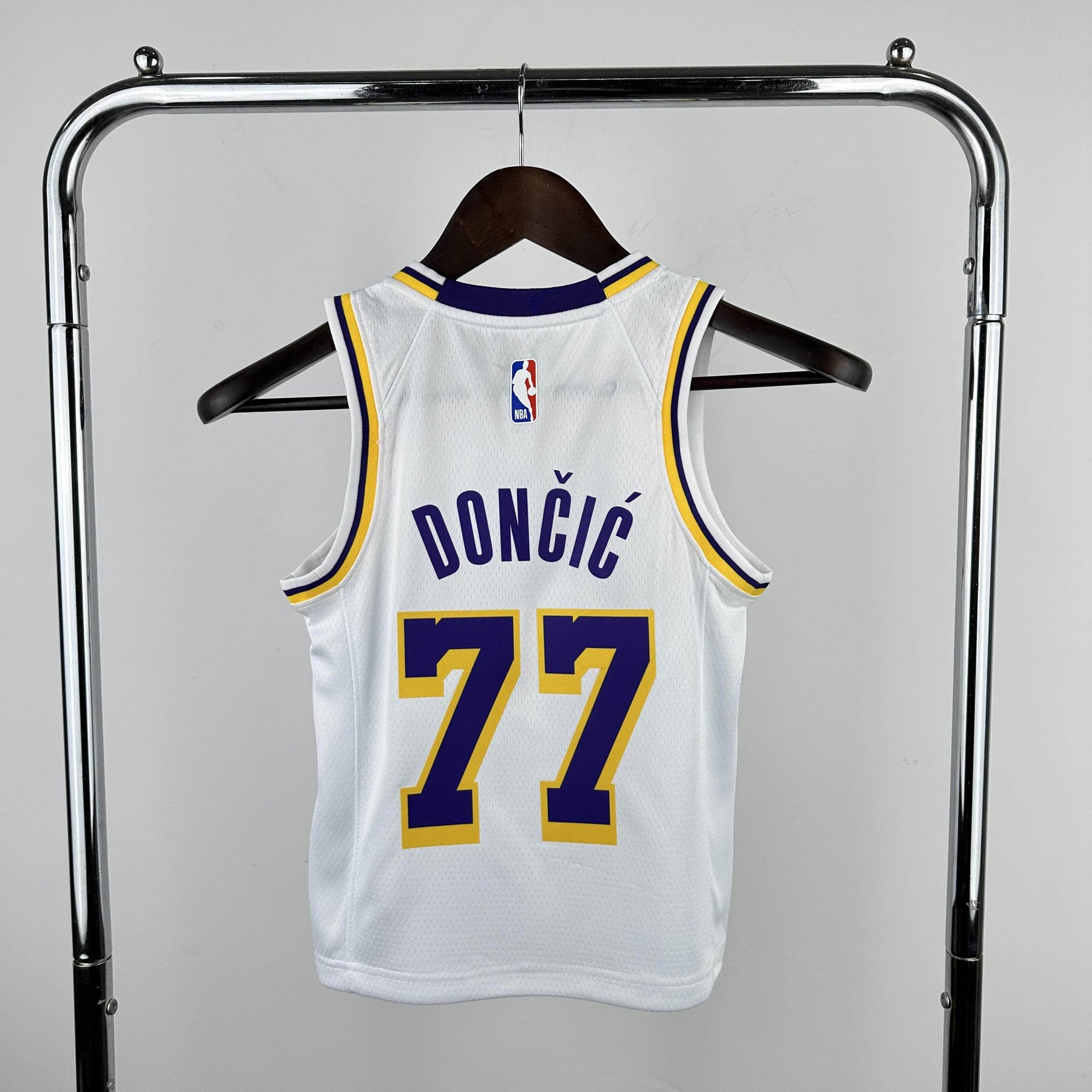 Regata Infantil Los Angeles Lakers Luka Doncic Branca