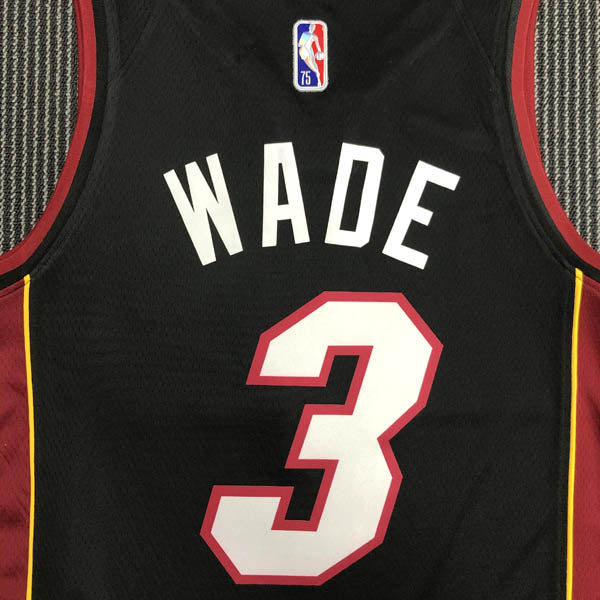 Regata Miami Heat Icon Edição 75 anos Dwayne Wade Preta