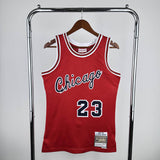 Regata Chicago Bulls Retrô Mitchell & Ness 1984/1985 Michael Jordan Vermelha