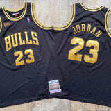 Regata Chicago Bulls Retrô Mitchell & Ness Authentic 1997/1998 Michael Jordan Preta