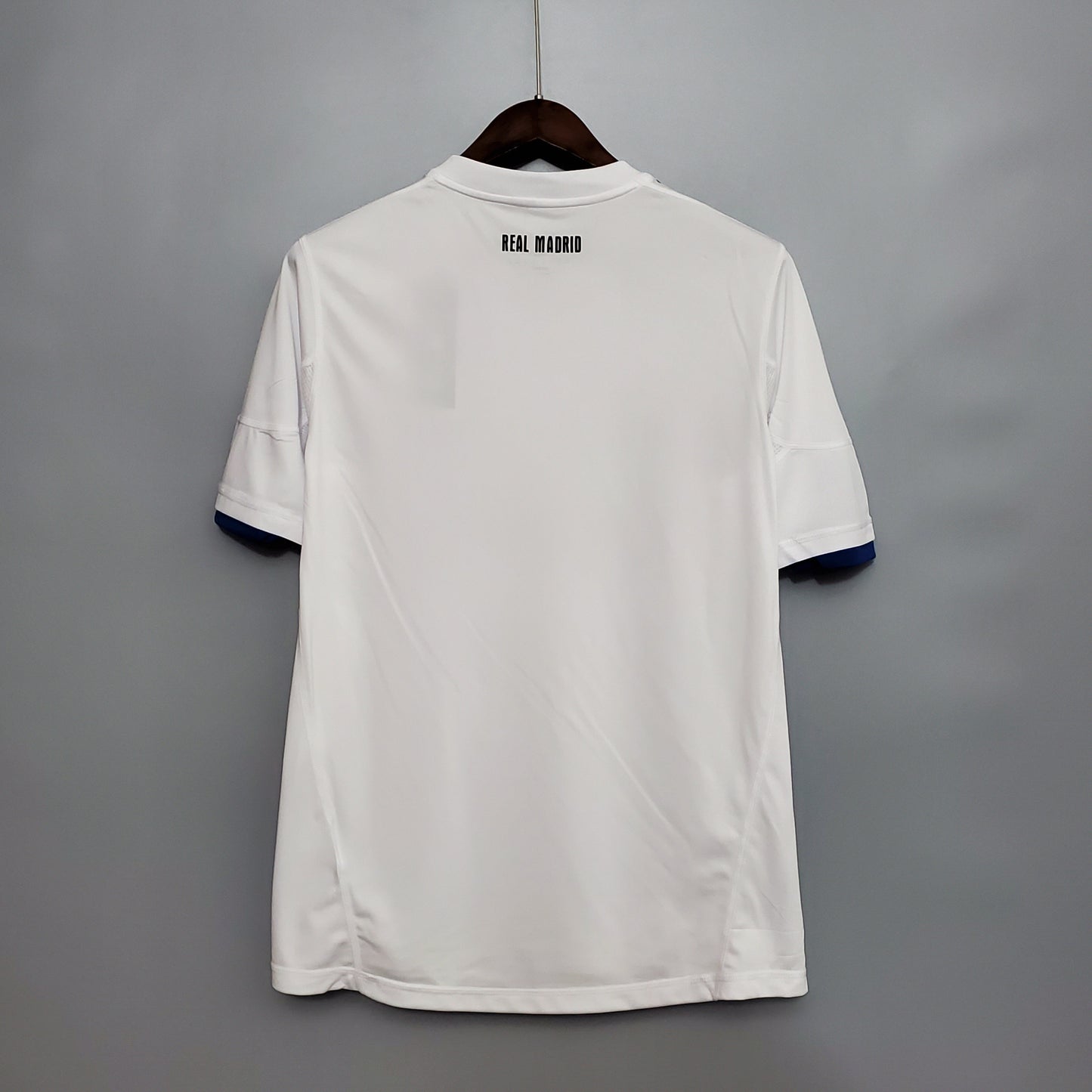 Camisa Real Madrid Titular 10/11 - Versão Retrô