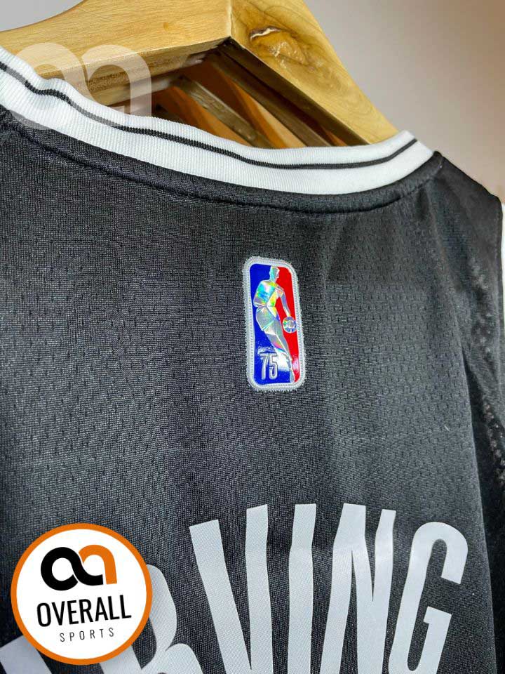 Regata Brooklyn Nets Icon Edição 75 anos Kyrie Irving Preta