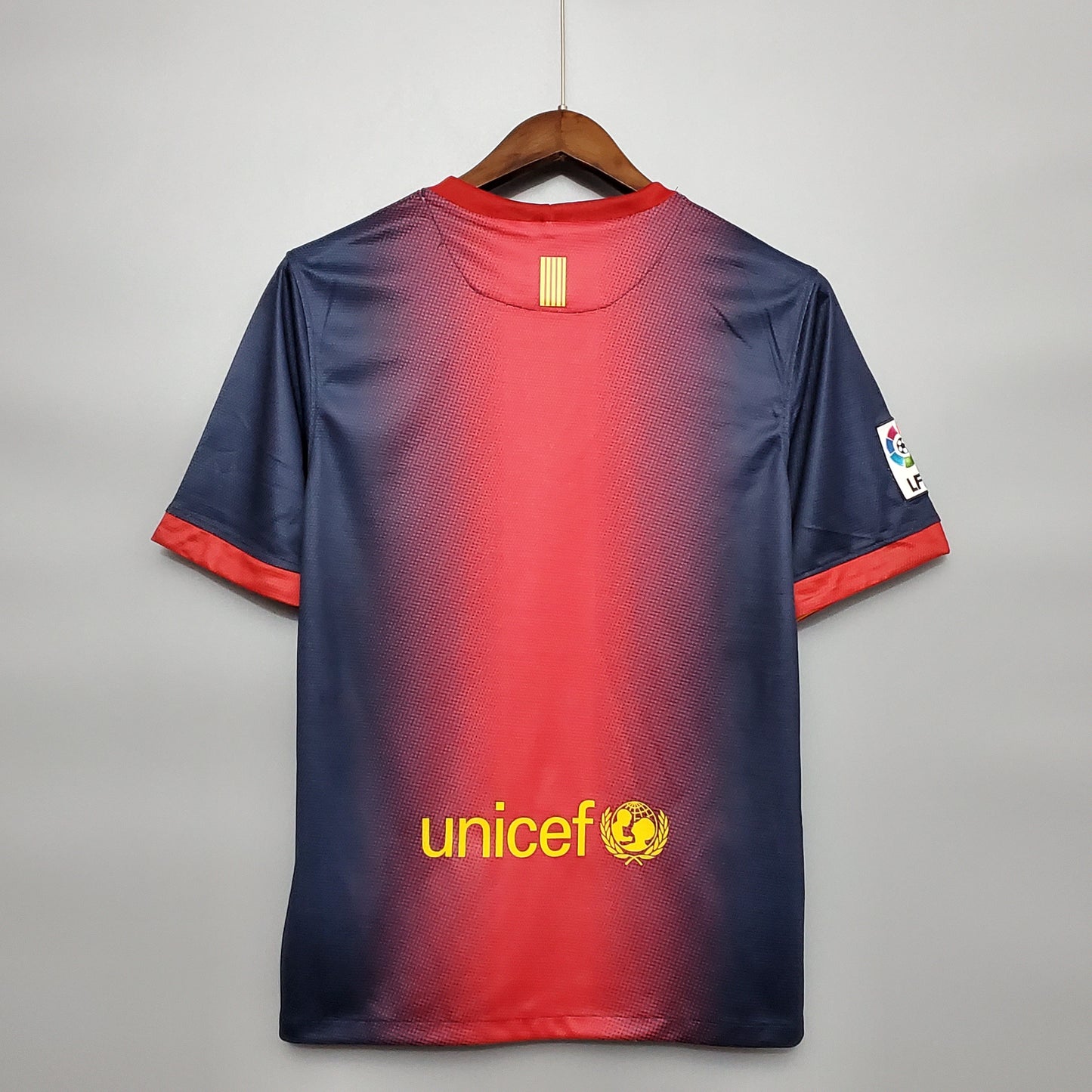 Camisa Barcelona Titular 12/13 - Versão Retrô