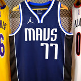 Regata Dallas Mavericks Statement Edition 23/24 Luka Doncic