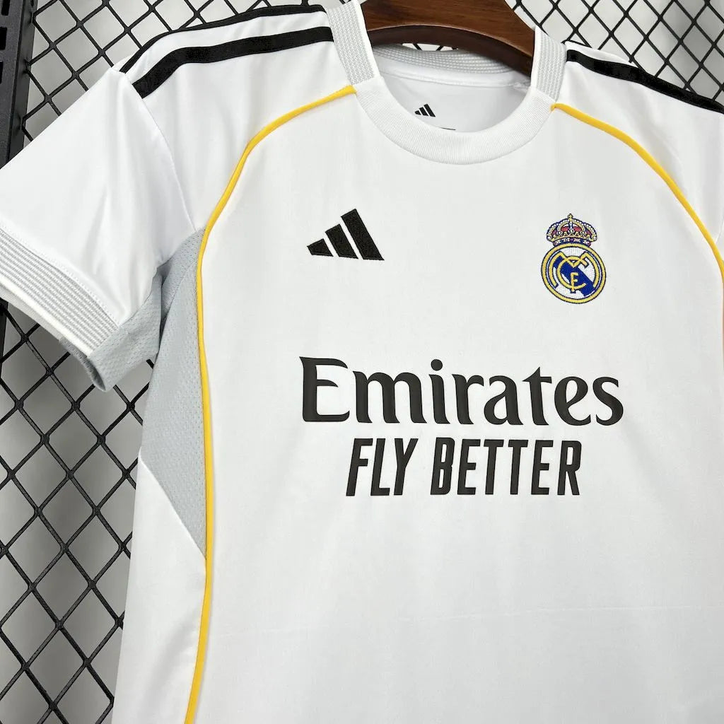 Conjunto Infantil Real Madrid I 25/26 Branco