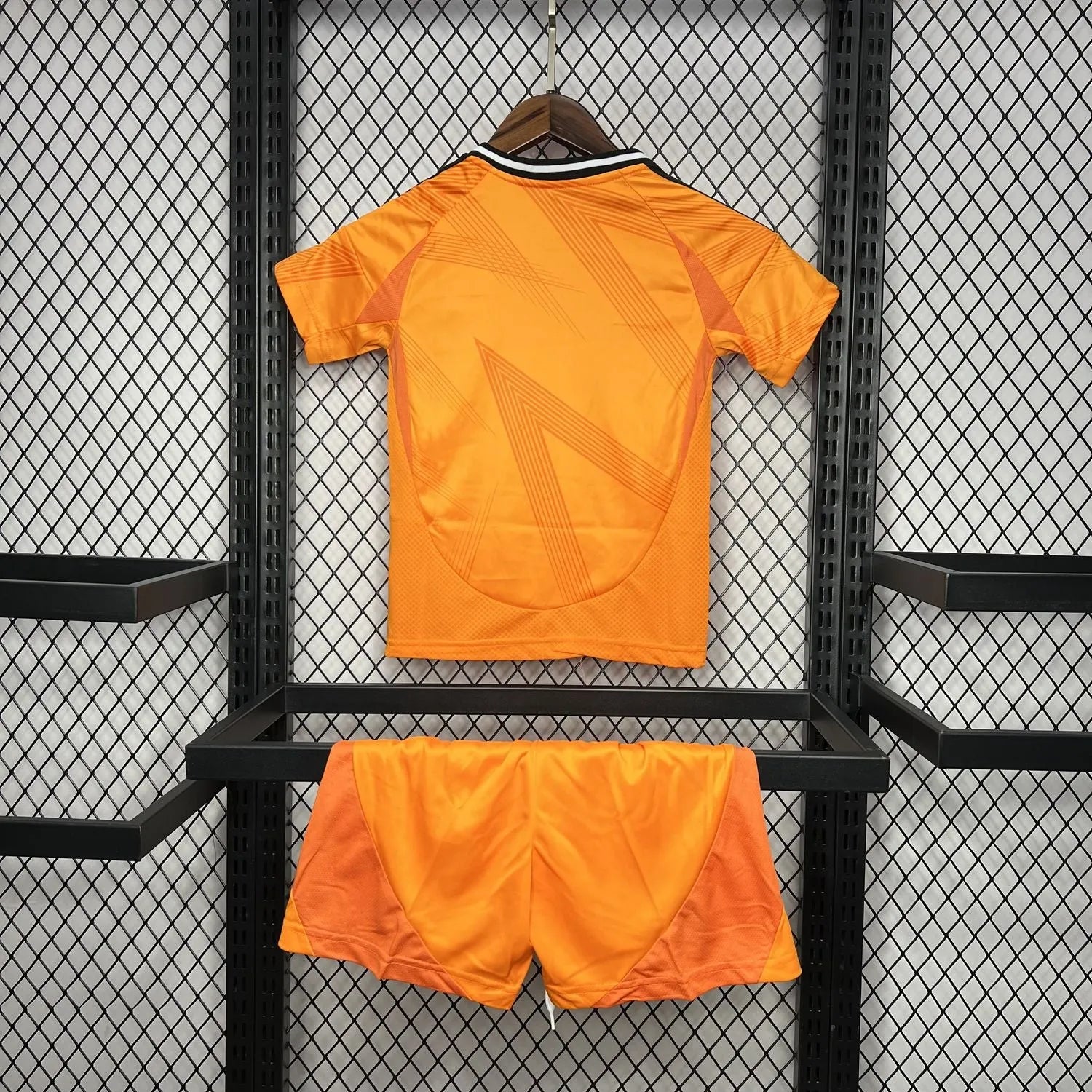 Conjunto Infantil Real Madrid II 24/25 Laranja