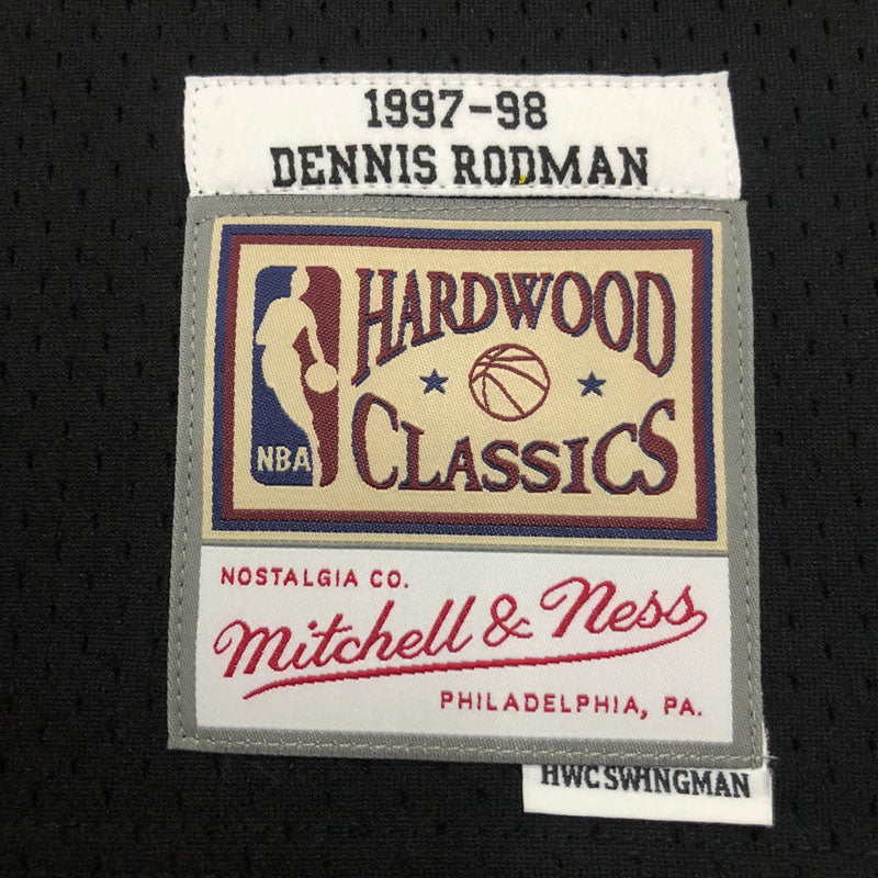 Regata Chicago Bulls Retrô Mitchell & Ness 1997/1998 Dennis Rodman Preta