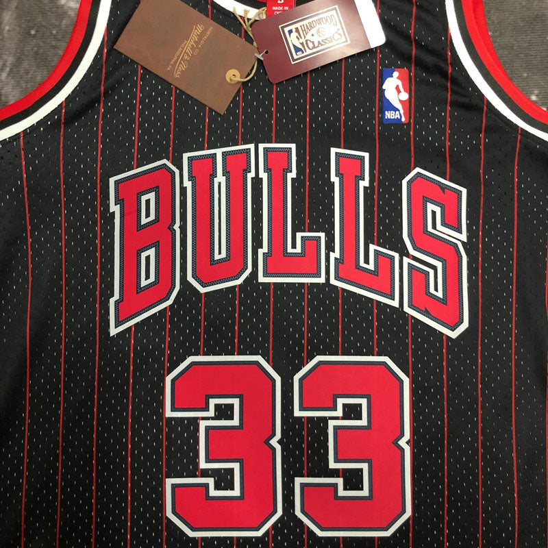 Regata Chicago Bulls Retrô Mitchell & Ness 1995/1996 Scottie Pippen Preta