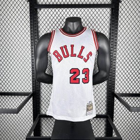 Regata Chicago Bulls Retrô Mitchell & Ness 1984/1985 Michael Jordan Branca