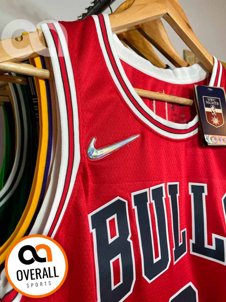 Regata  Chicago Bulls Icon Edição 75 anos Zach LaVine Vermelha