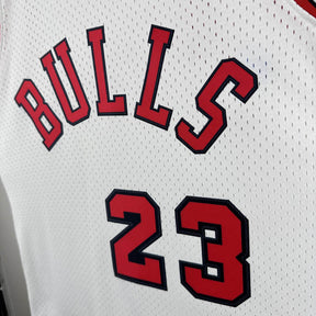 Regata Chicago Bulls Retrô Mitchell & Ness 1984/1985 Michael Jordan Branca