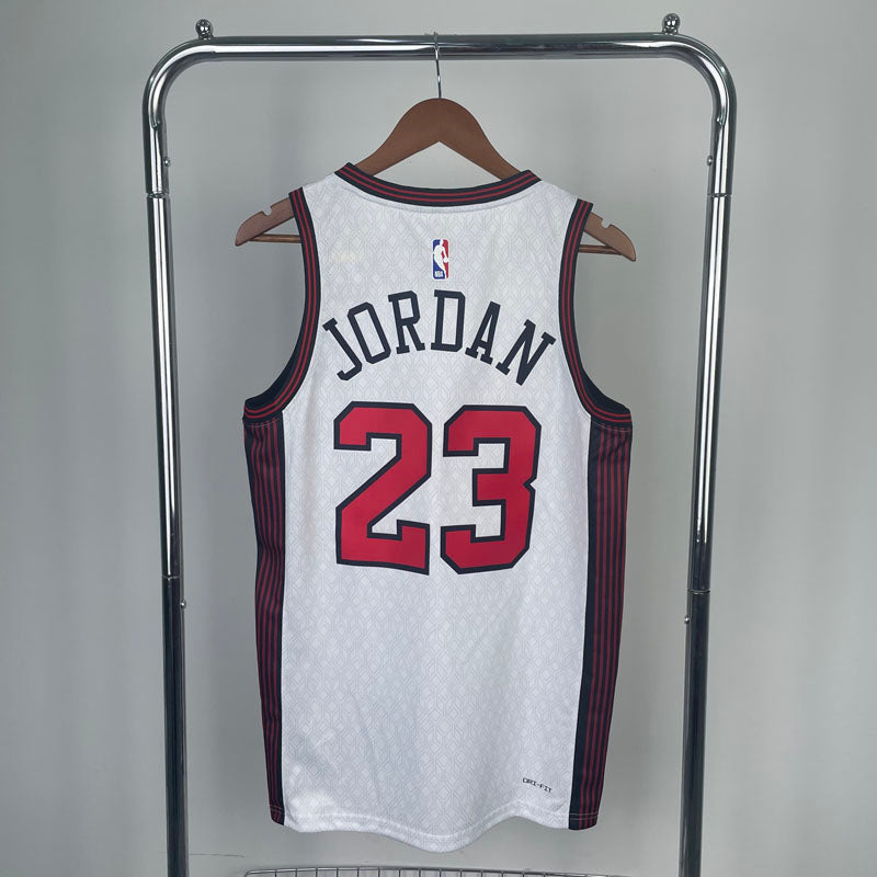 Regata  Chicago Bulls City Edition 22/23 Michael Jordan Branca
