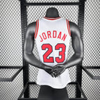 Regata Chicago Bulls Retrô Mitchell & Ness 1984/1985 Michael Jordan Branca