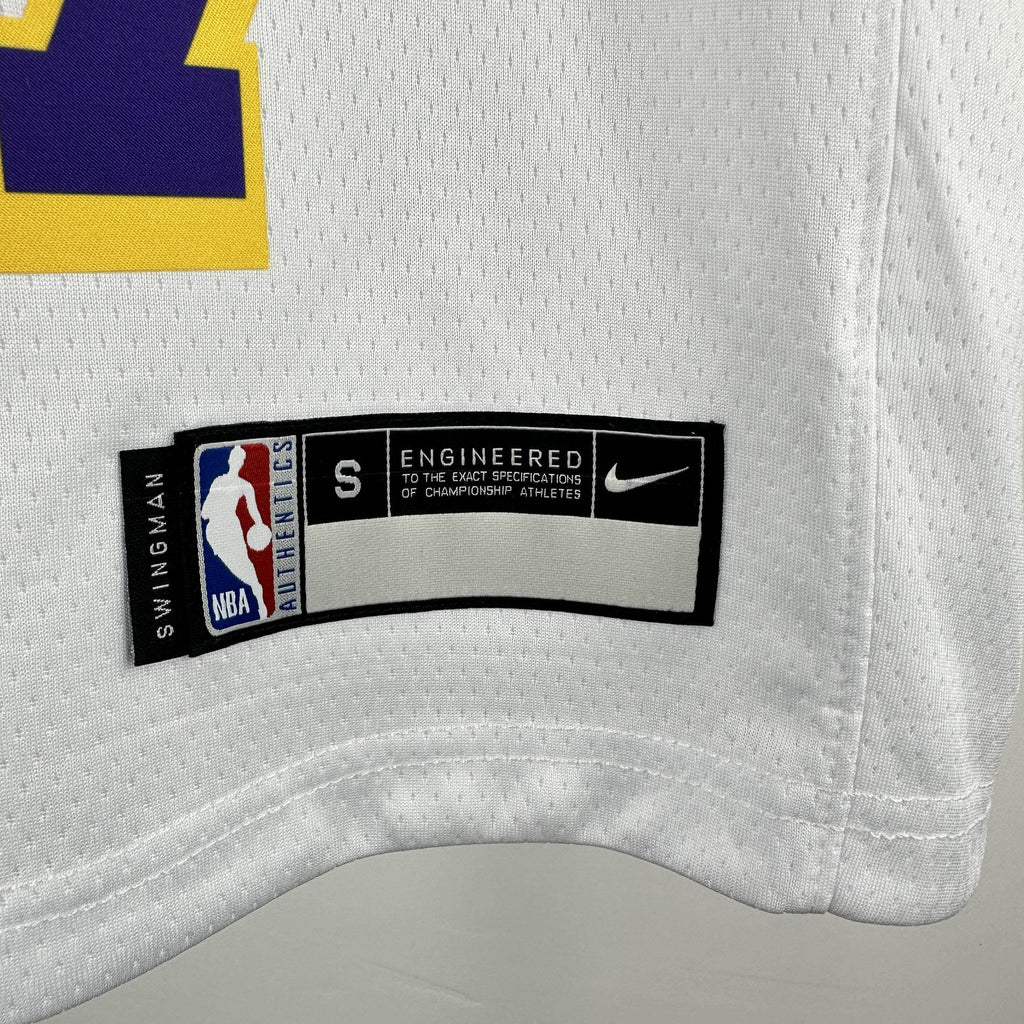 Regata Infantil  Los Angeles Lakers Luka Doncic Branca