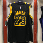 Regata  Los Angeles Lakers Black Mamba LeBron James 23 Preta