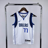 Regata Infantil  Dallas Mavericks Luka Doncic Branca