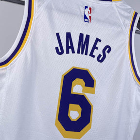 Regata Infantil  Los Angeles Lakers LeBron James 6 Branca