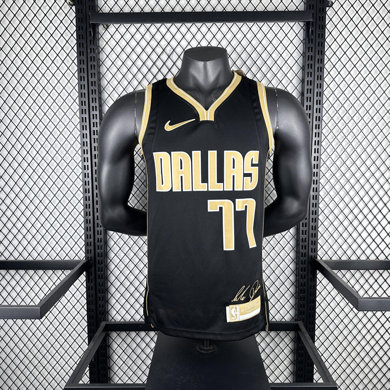 Regata  Dallas Mavericks Select Series 24/25 Luka Doncic