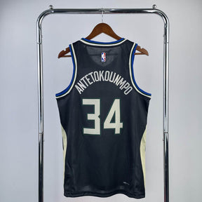 Regata Milwaukee Bucks Statement Edition 22/23 Giannis Antetokounmpo Preta