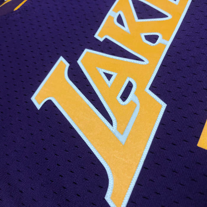 Regata  Lakers Retrô Mitchell & Ness 2008/2009 Kobe Bryant Roxa