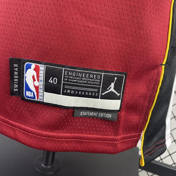 Regata  Miami Heat Statement Edition LeBron James Vermelha