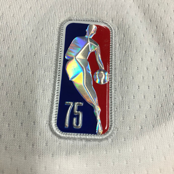 Regata  Los Angeles Lakers Edição 75 anos LeBron James 23 Branca