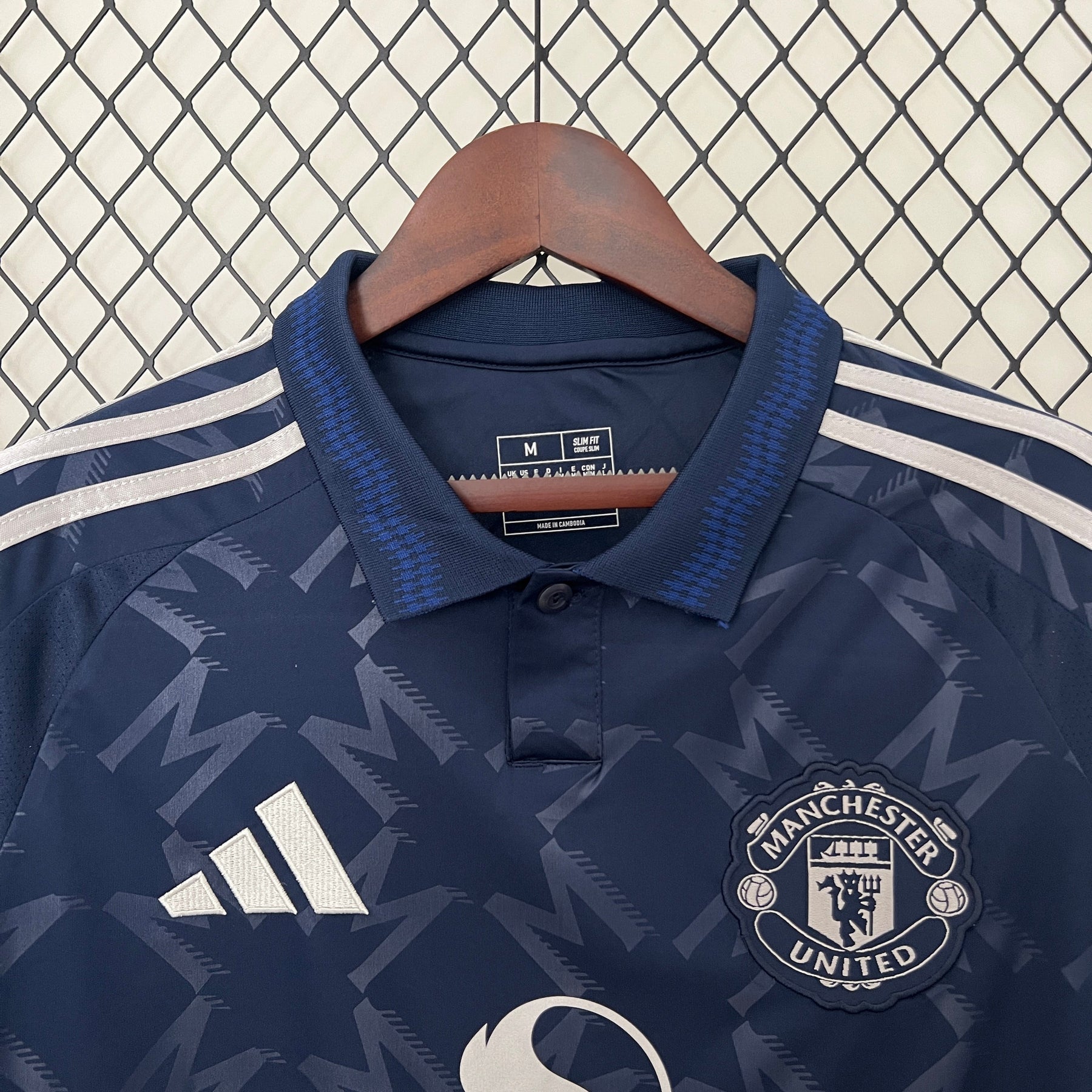 Camisa Manchester United II 24/25 Azul
