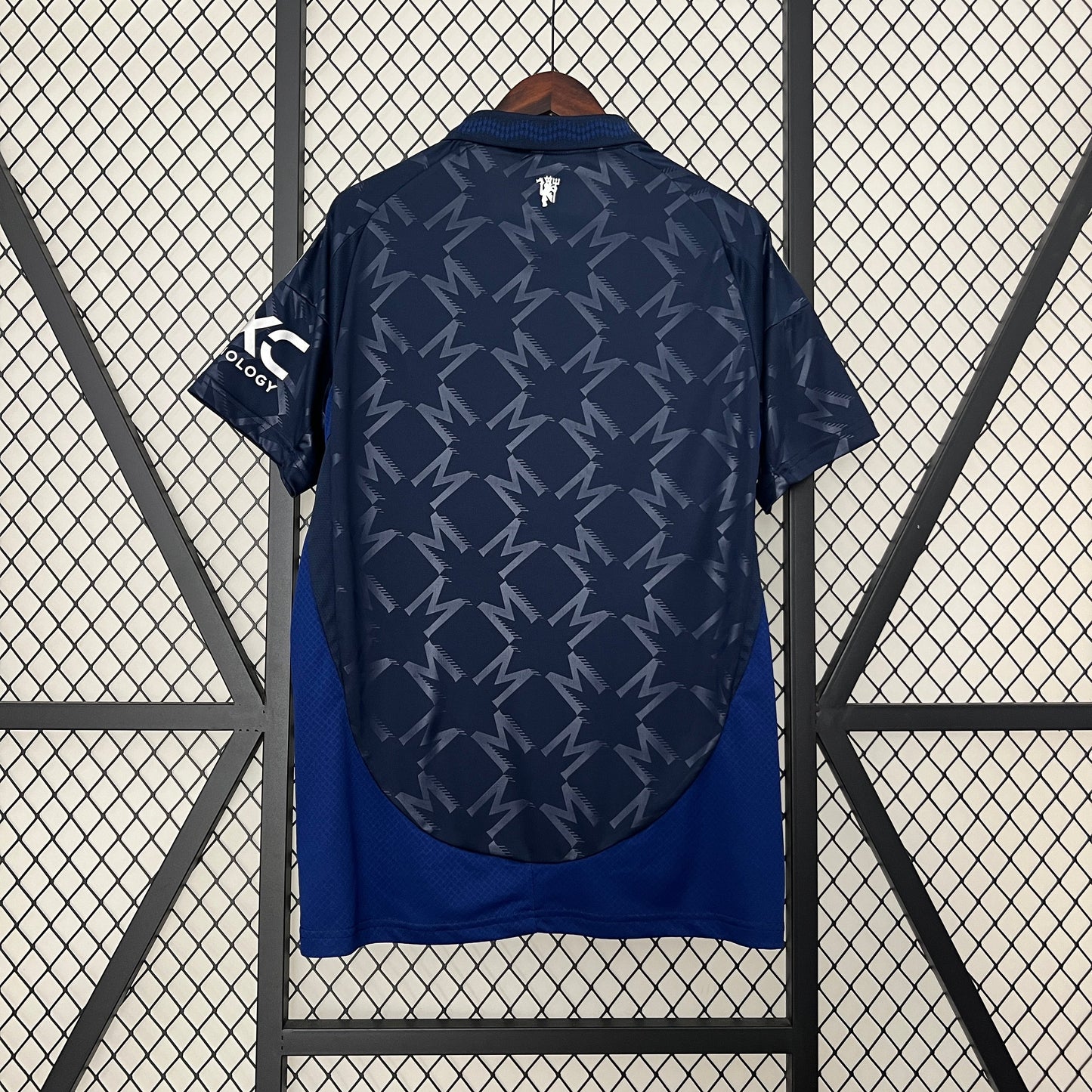 Camisa Manchester United II 24/25 Azul