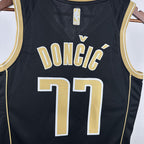 Regata  Dallas Mavericks Select Series 24/25 Luka Doncic