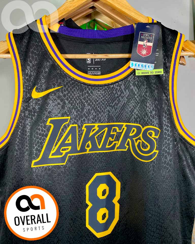 Regata  Los Angeles Lakers Black Mamba Kobe Bryant 8 Preta