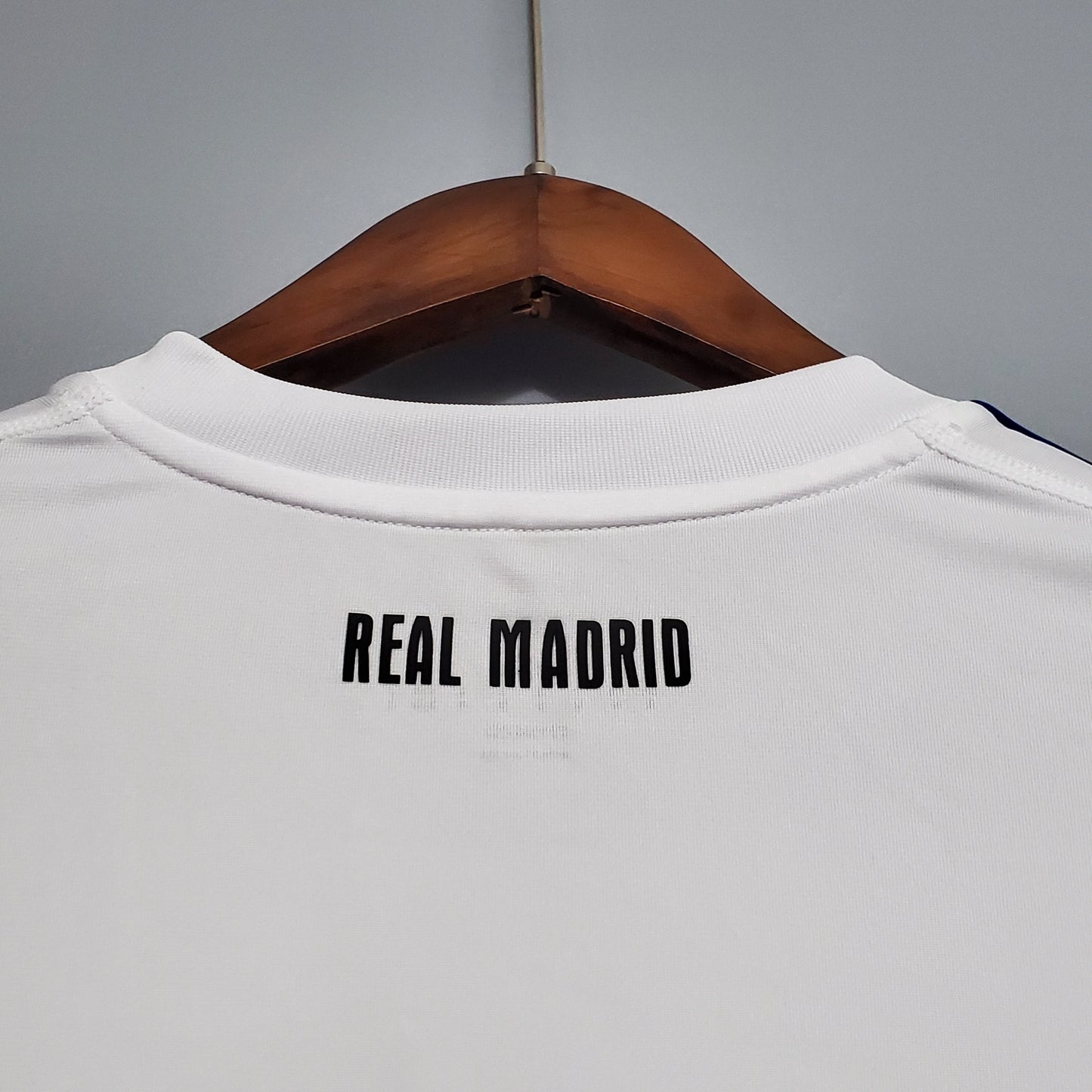 Camisa Real Madrid Titular 10/11 - Versão Retrô Manga Longa