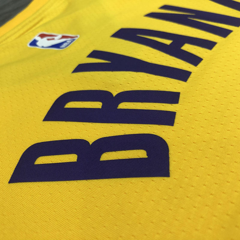 Regata  Los Angeles Lakers City Edition 19/20 Kobe Bryant 8 Amarela