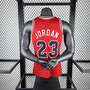 Regata Chicago Bulls Retrô Mitchell & Ness 1984/1985 Michael Jordan Vermelha
