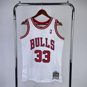 Regata Chicago Bulls Retrô Mitchell & Ness 1997/1998 Scottie Pippen Branca