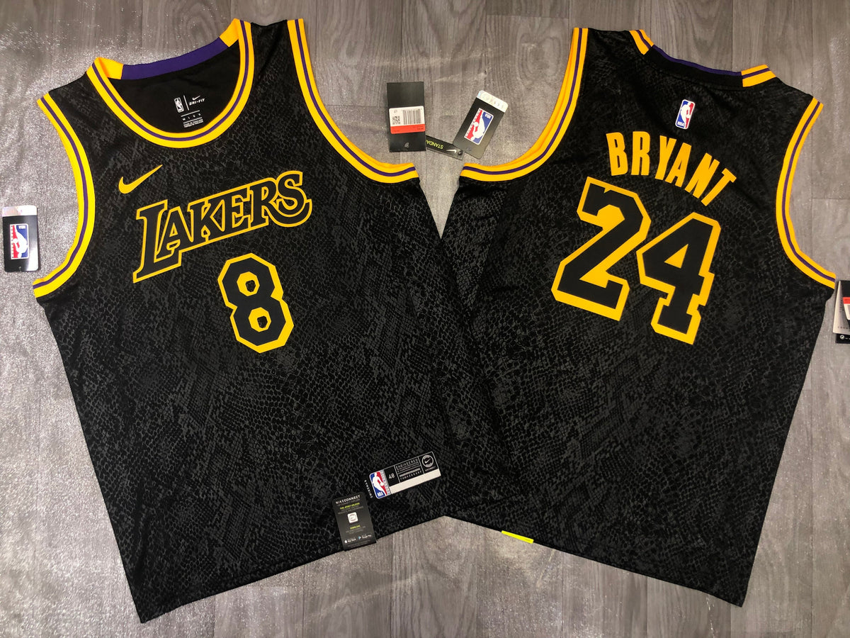 Regata  Los Angeles Lakers Black Mamba Kobe Bryant 8/24 Preta