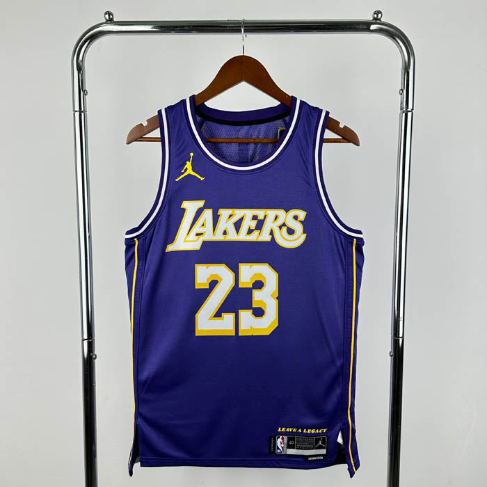 Regata Los Angeles Lakers Statement 25/26 LeBron James Roxa