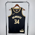 Regata  Milwaukee Bucks Select Series 24/25 Giannis Antetokounmpo
