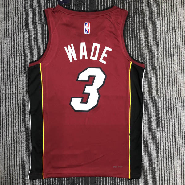 Regata  Miami Heat Statement Edição 75 anos Dwayne Wade Vermelha