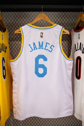 Regata  Los Angeles Lakers Classic Edition 22/23 LeBron James Branca