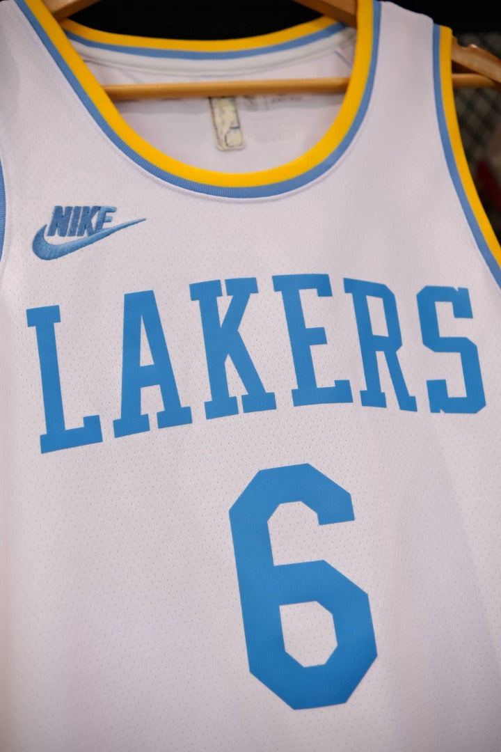 Regata  Los Angeles Lakers Classic Edition 22/23 LeBron James Branca