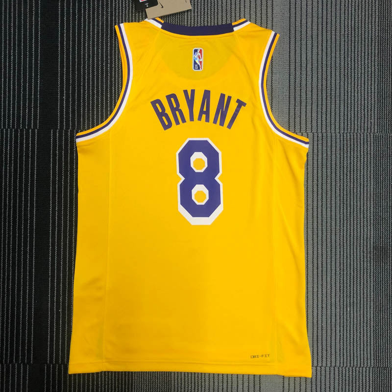 Regata Los Angeles Lakers Edição 75 anos Kobe Bryant 8 Amarela