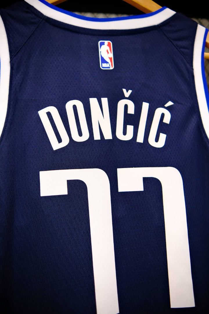 Regata  Dallas Mavericks Statement Edition 23/24 Luka Doncic