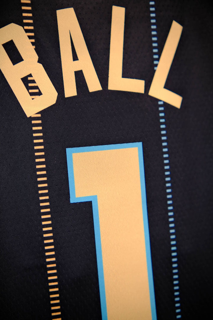 Regata  Charlotte Hornets City Edition 22/23 LaMelo Ball Preta
