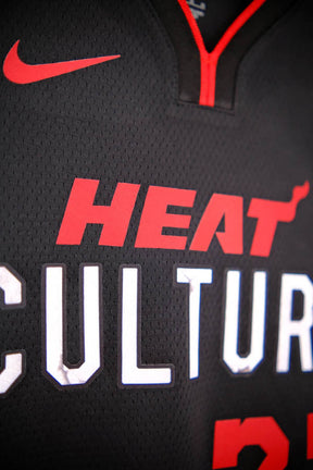 Regata  Miami Heat City Edition 23/24 Jimmy Butler Preta