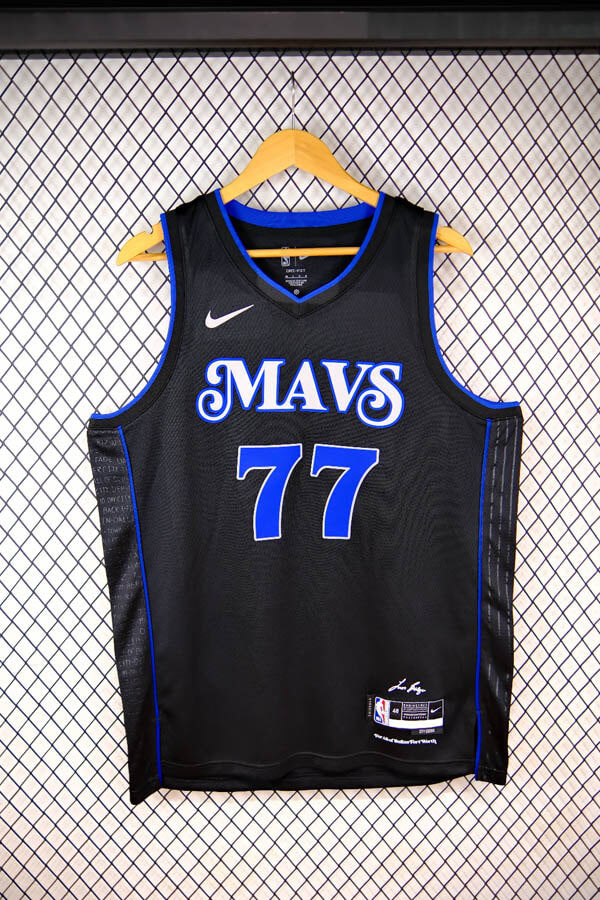 Regata  Dallas Mavericks City Edition 23/24 Luka Doncic Preta