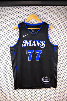 Regata  Dallas Mavericks City Edition 23/24 Luka Doncic Preta
