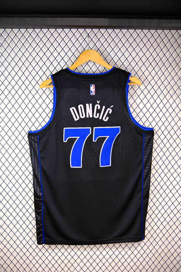 Regata  Dallas Mavericks City Edition 23/24 Luka Doncic Preta