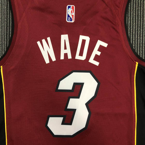 Regata  Miami Heat Statement Edição 75 anos Dwayne Wade Vermelha