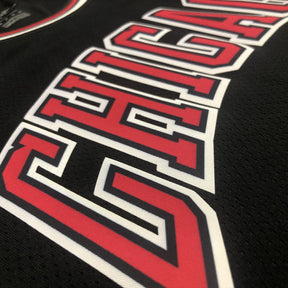 Regata  Chicago Bulls Statement Edition Derrick Rose Preta