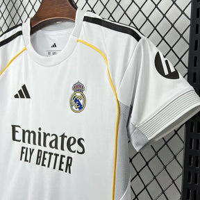 Conjunto Infantil Real Madrid I 25/26 Branco